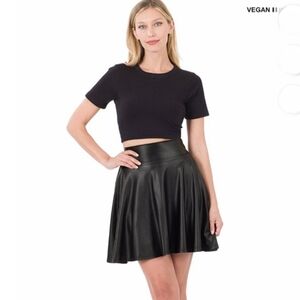 A24 Zenana Outfitters Casual Vegan Leather High Waisted Black Skater Skirt Sz XL